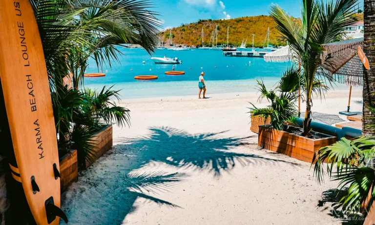 KARMA BEACH LOUNGE